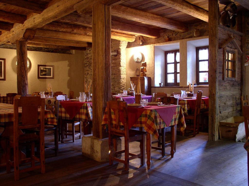 Agriturismo Barba Gust Cesana Torinese Exterior photo
